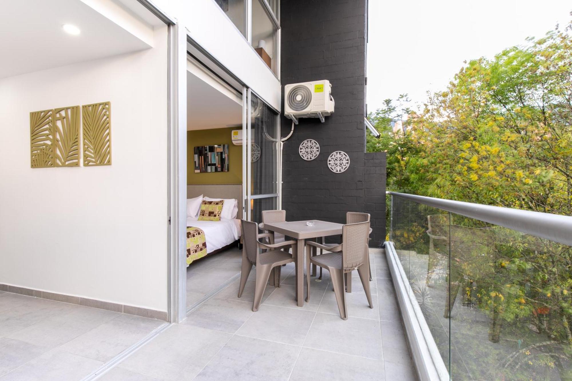 Apartamentos Borbon Suites Medellín Exterior foto