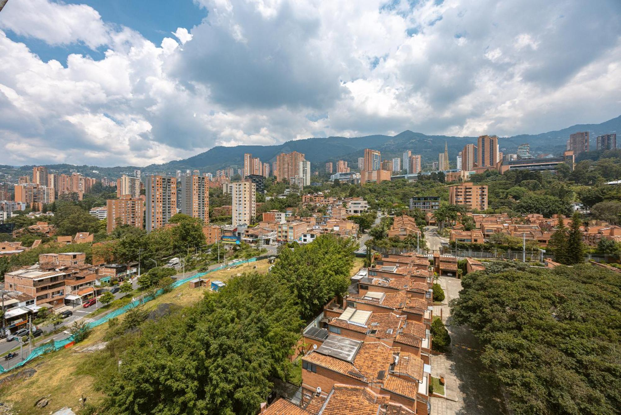 Apartamentos Borbon Suites Medellín Exterior foto